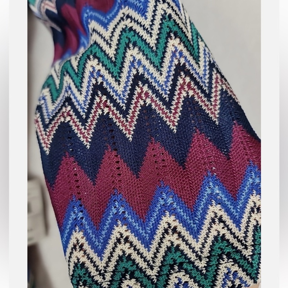 Beautiful Dress, Multicolors, size Small, New $7.00 - Picture 3 of 3